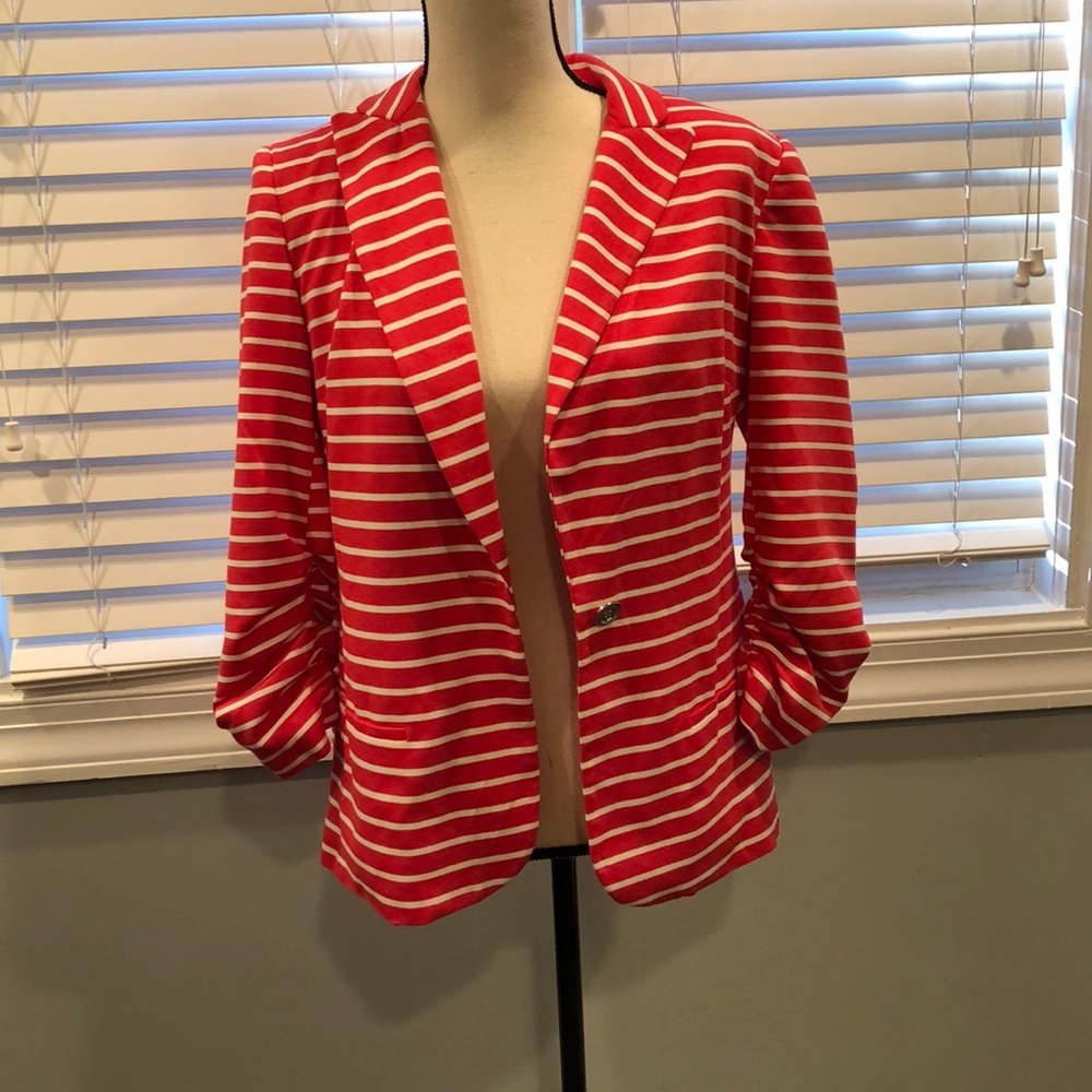 Peter Nygard  Blazer🏩🏥🏦